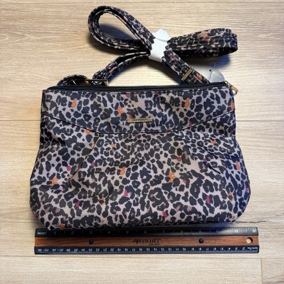 Travelon Women's Crossbody Bag Anti-Theft RFID Purse NWT Leopard Print - Picture 9 of 11